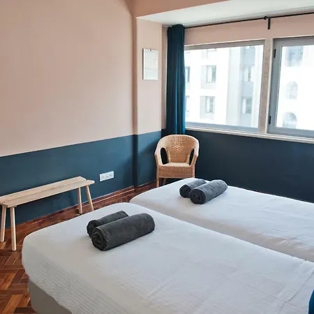 Pop The Cork In By Misha's Place 5b Daire