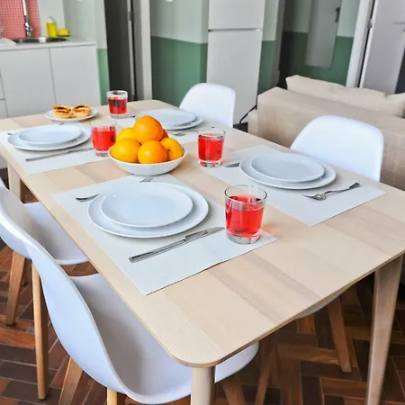 Appartement Pop The Cork In By Misha's Place 5b